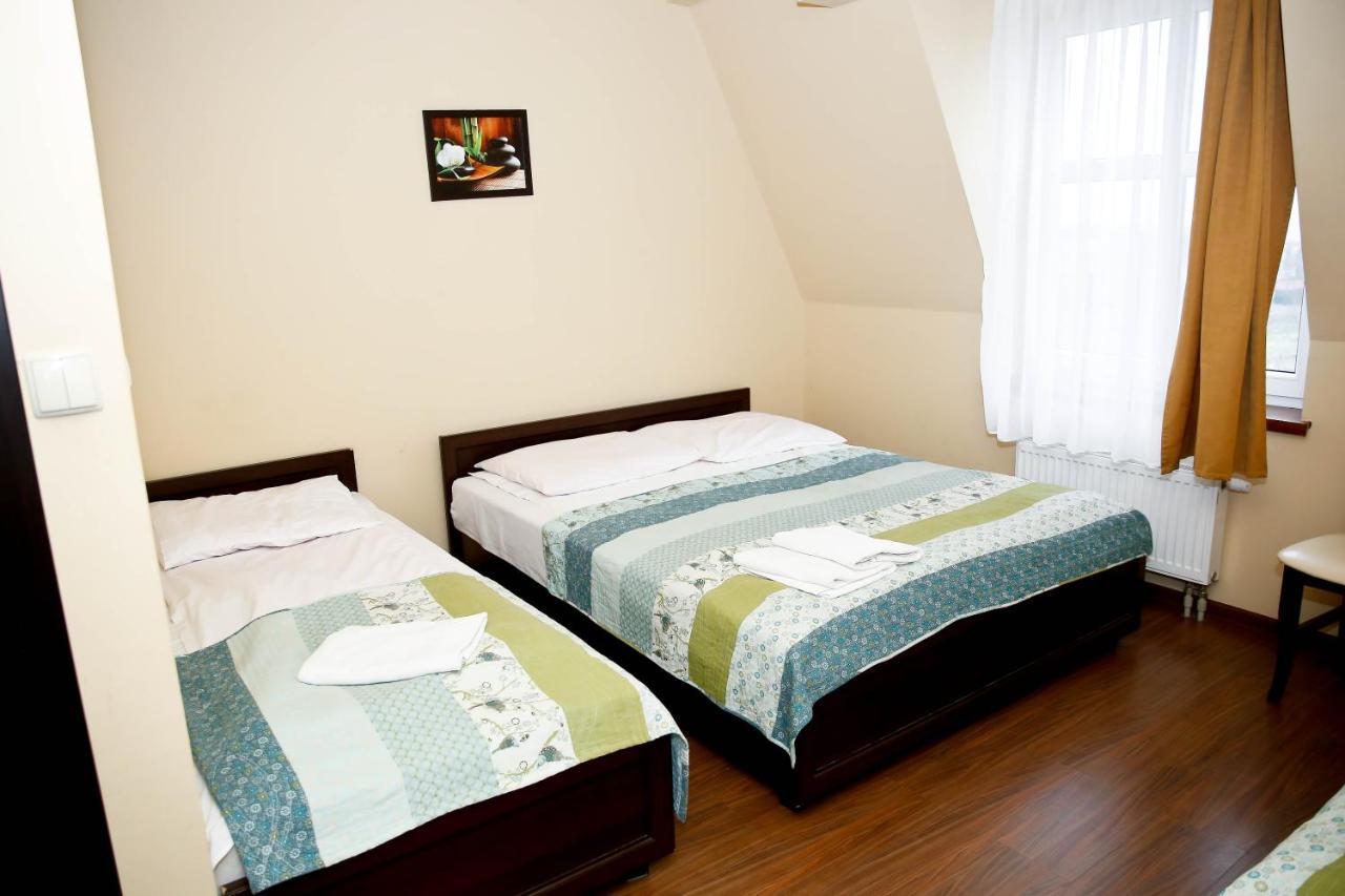 Hotel Pod Wiatrakiem Warta Esterno foto